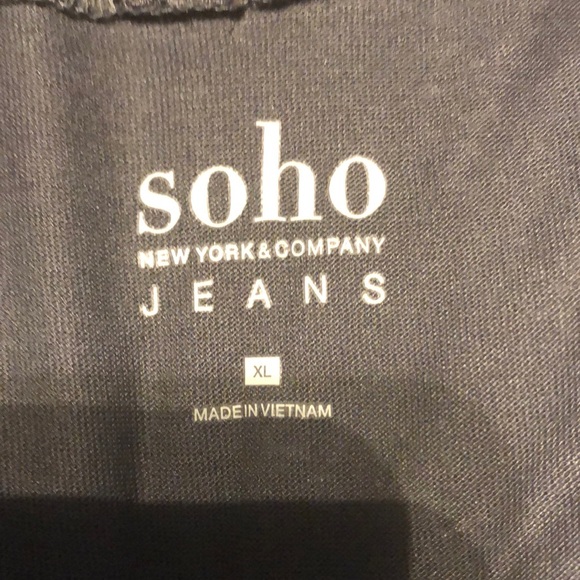 NY&CO Lace overlay tee - Picture 6 of 6